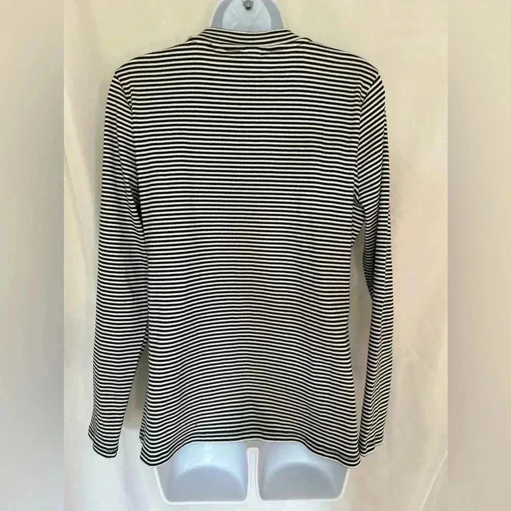 Chico’s Stripe Ribbed Henley Tee, size 2, BNWT, SOLD OUT ONLINE - Picture 9 of 11